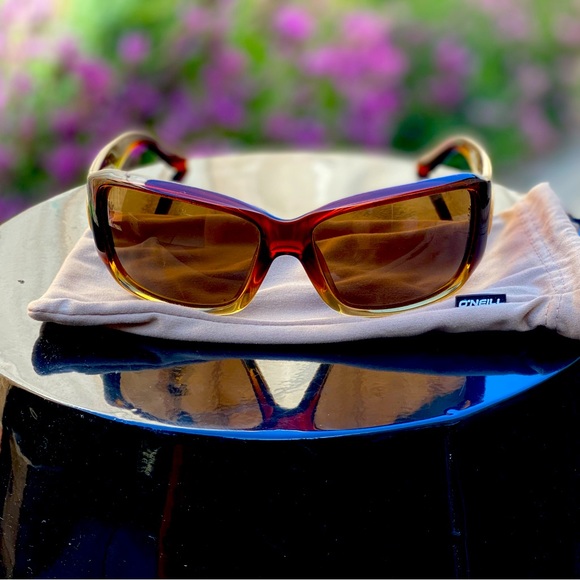 O’Neill Sunglasses - Picture 1 of 3